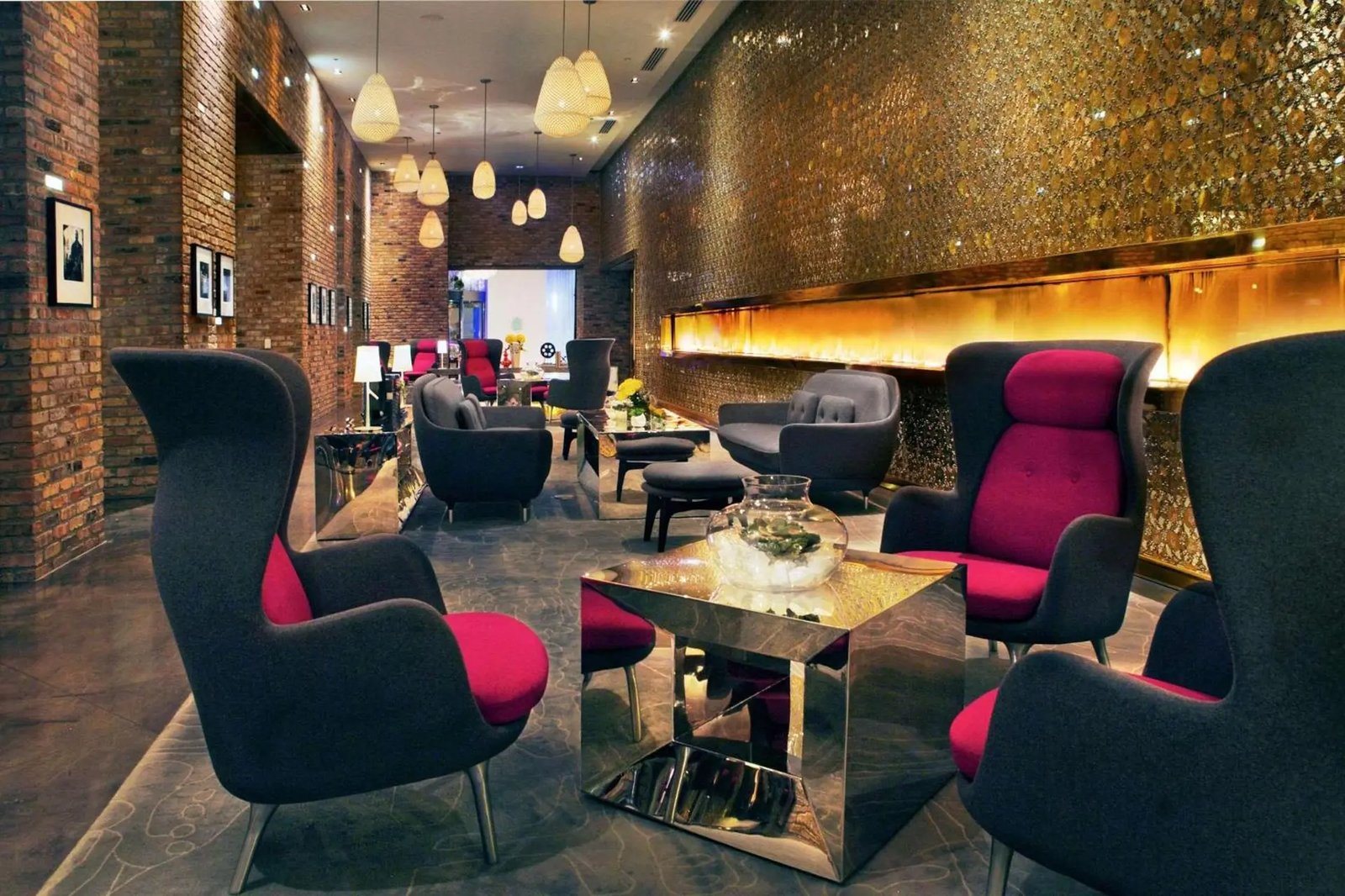 Radisson Blu Aqua Hotel, Chicago — eat & drink