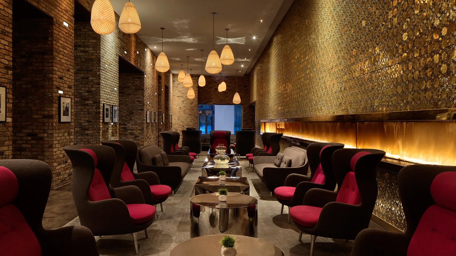 Radisson Blu Aqua Hotel, Chicago — eat & drink