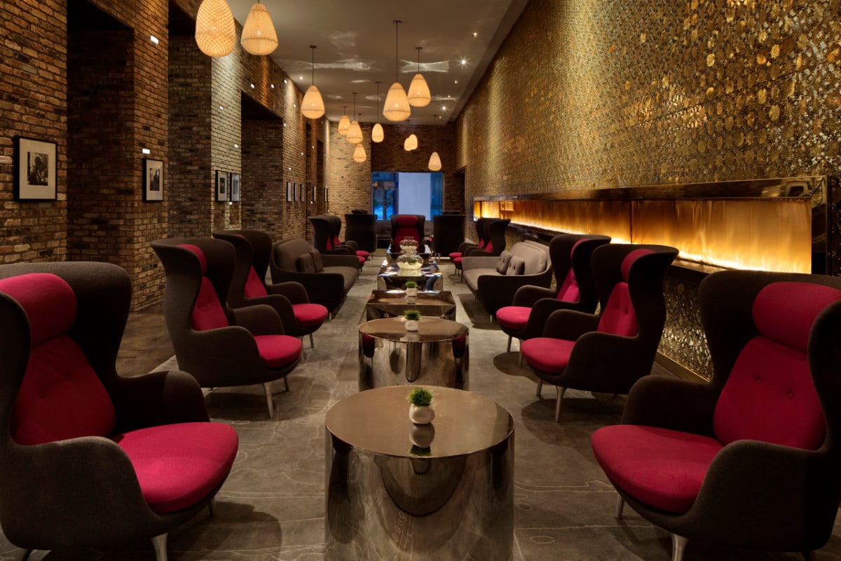 Radisson Blu Aqua Hotel, Chicago — eat & drink