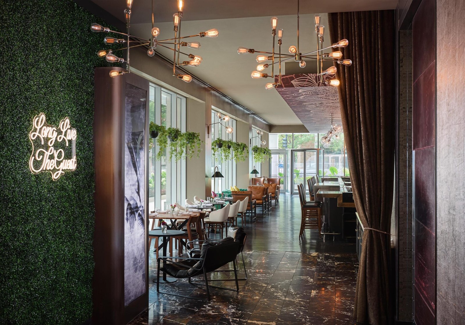 The Royal Sonesta Chicago River North — eat & drink