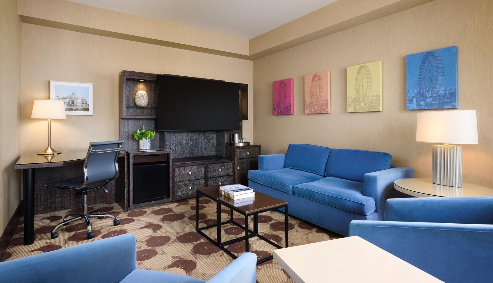 The Royal Sonesta Chicago River North — eat & drink