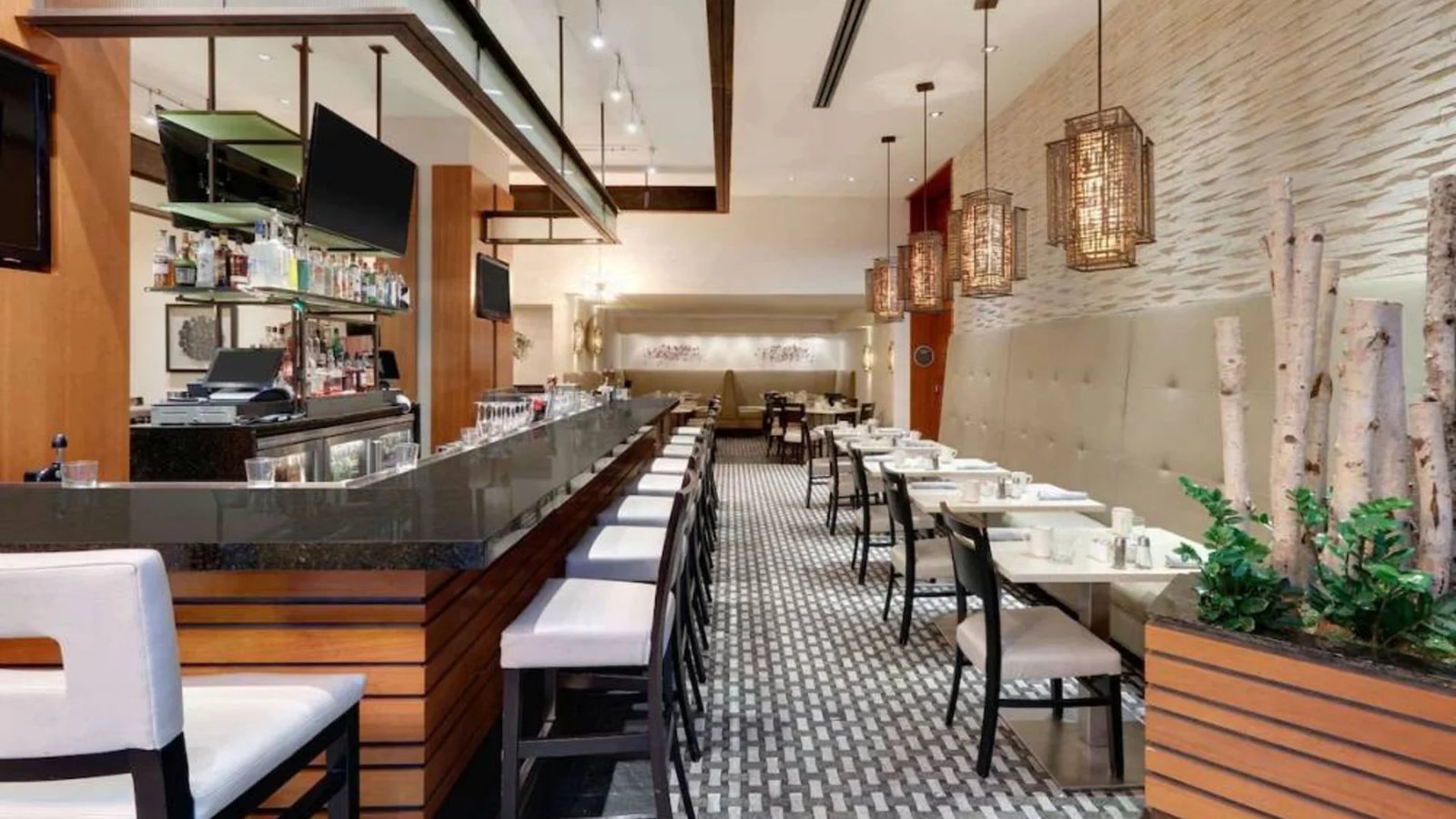 The Royal Sonesta Chicago Downtown — eat & drink