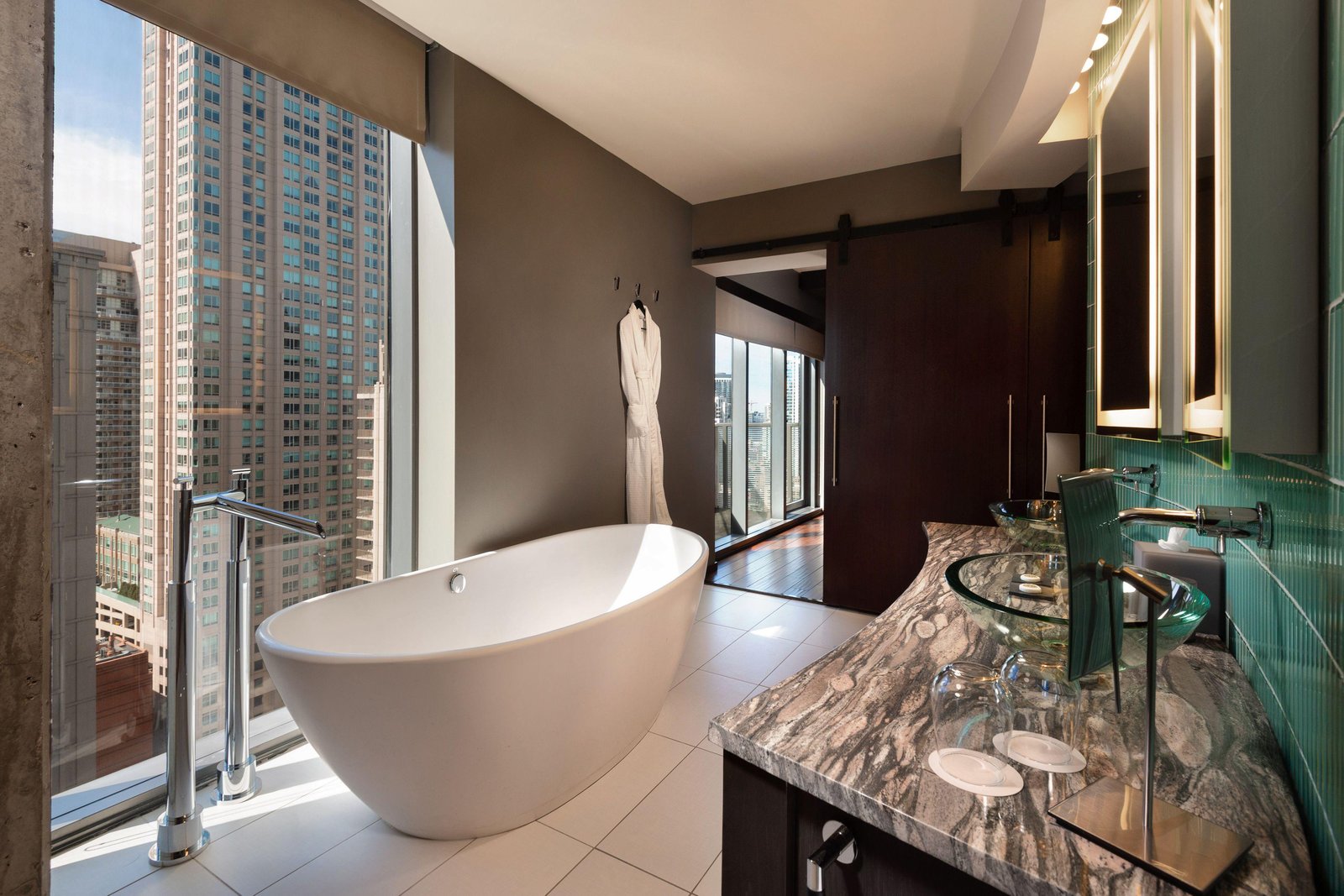 Eurostars Magnificent Mile — rooms
