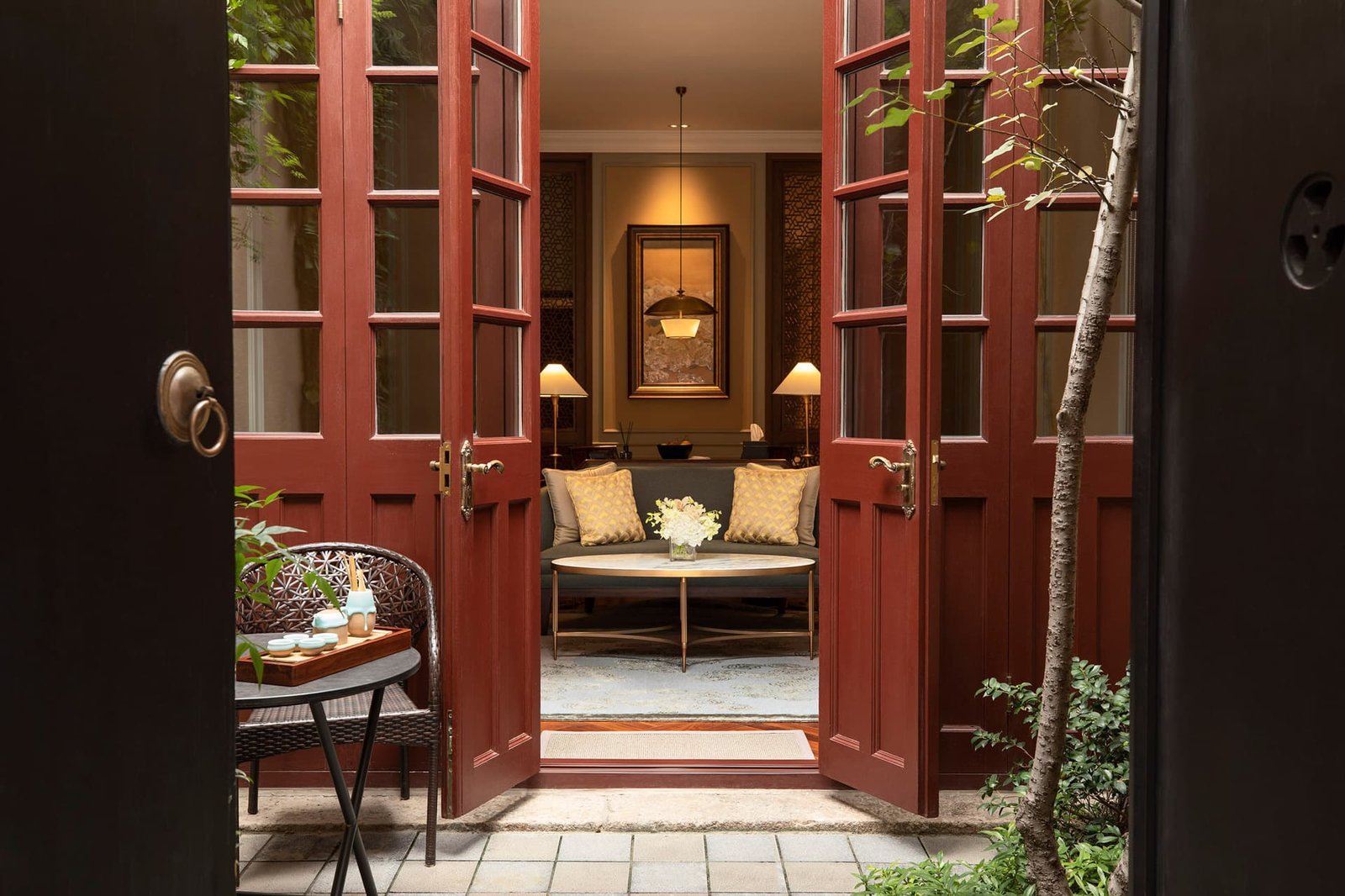 Shanghai Jianyeli Capella Hotel — eat & drink
