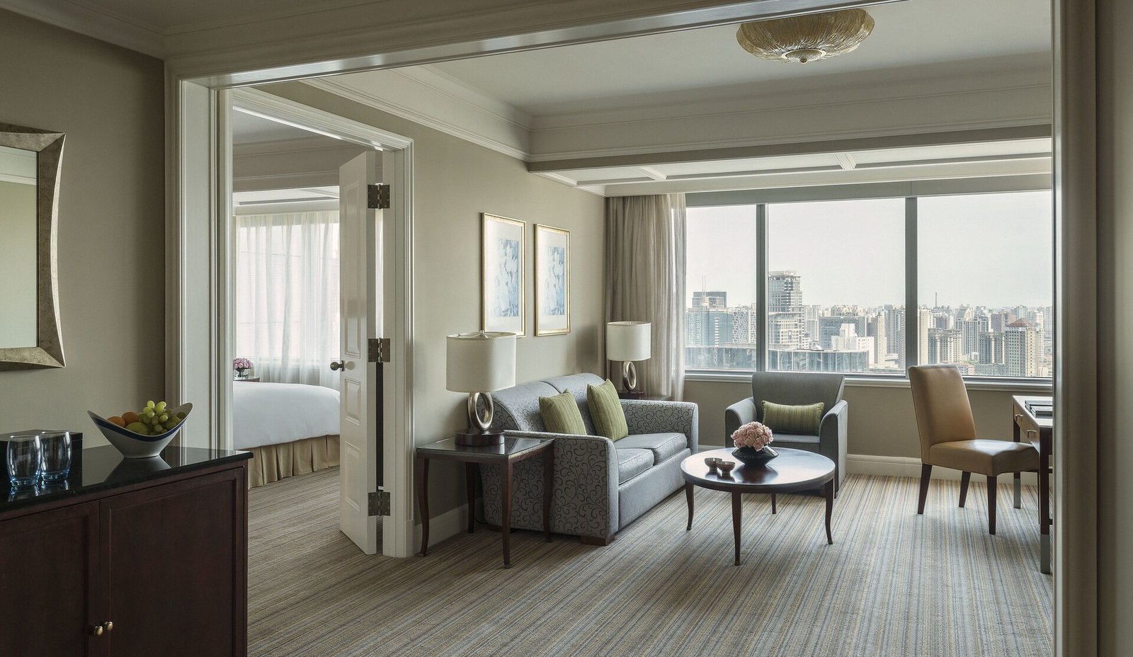 Four Seasons Hotel Shanghai — rooms