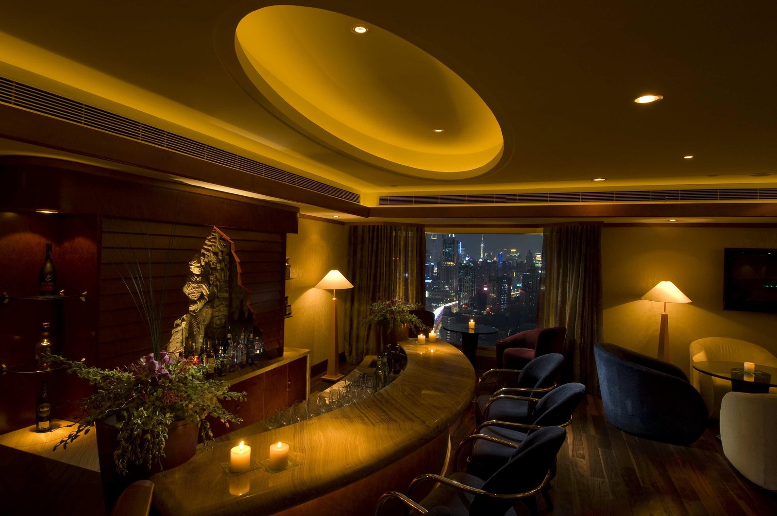 The Kunlun Jing An — eat & drink