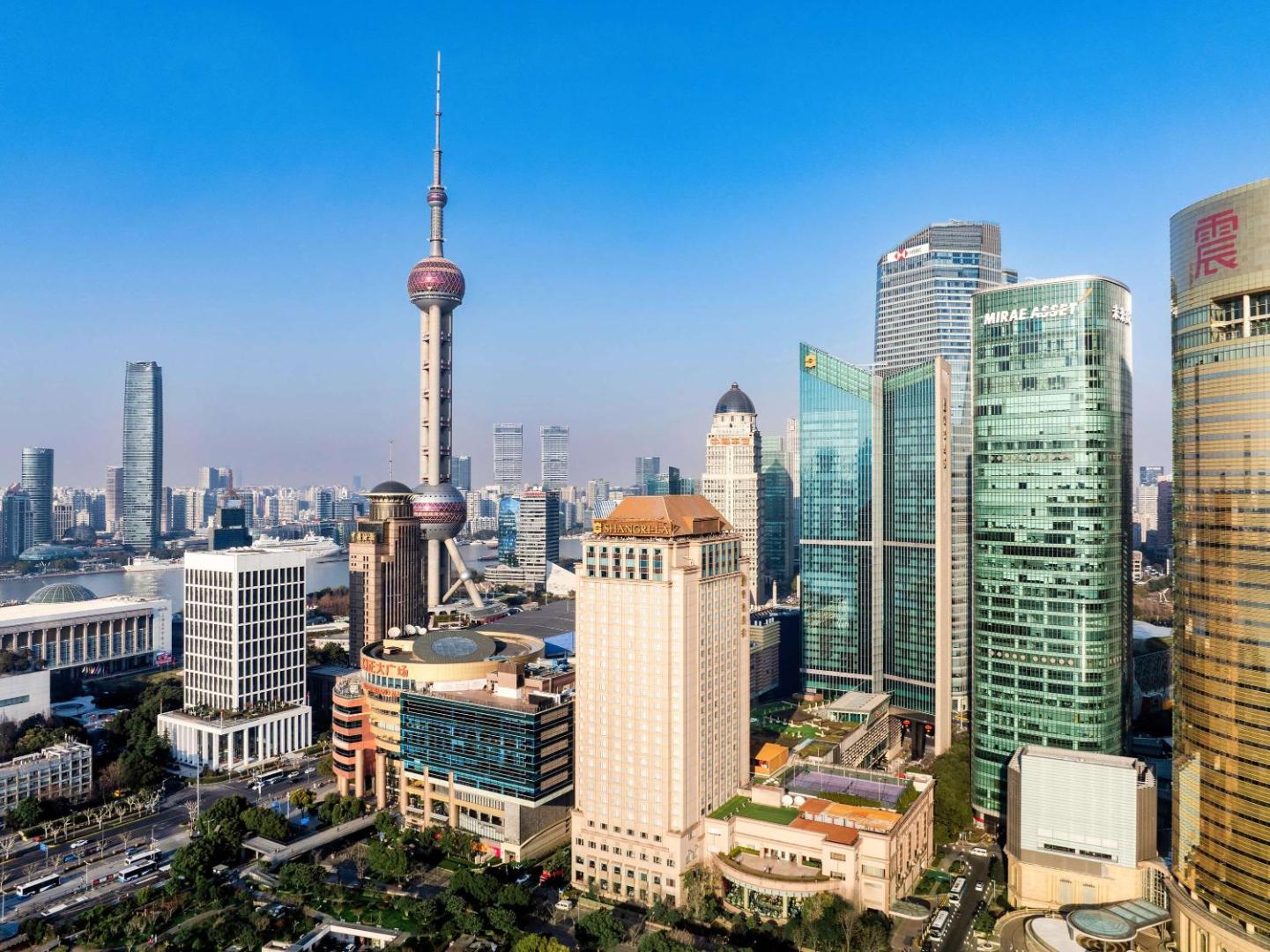 Pudong Shangri-La — vibe