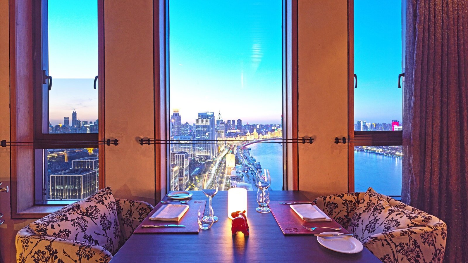 Hotel Indigo Shanghai on The Bund — eat & drink