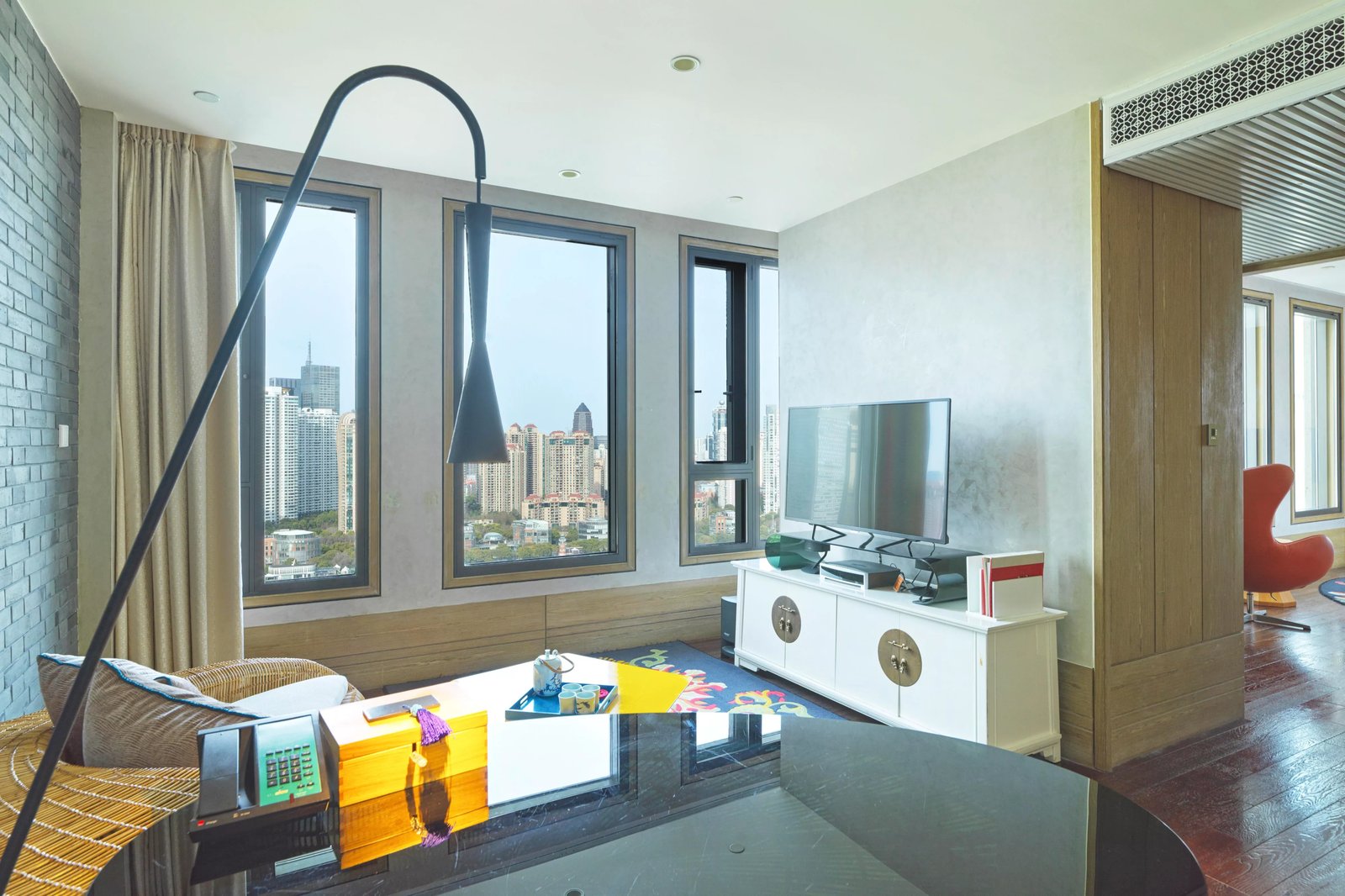 Hotel Indigo Shanghai on The Bund — rooms