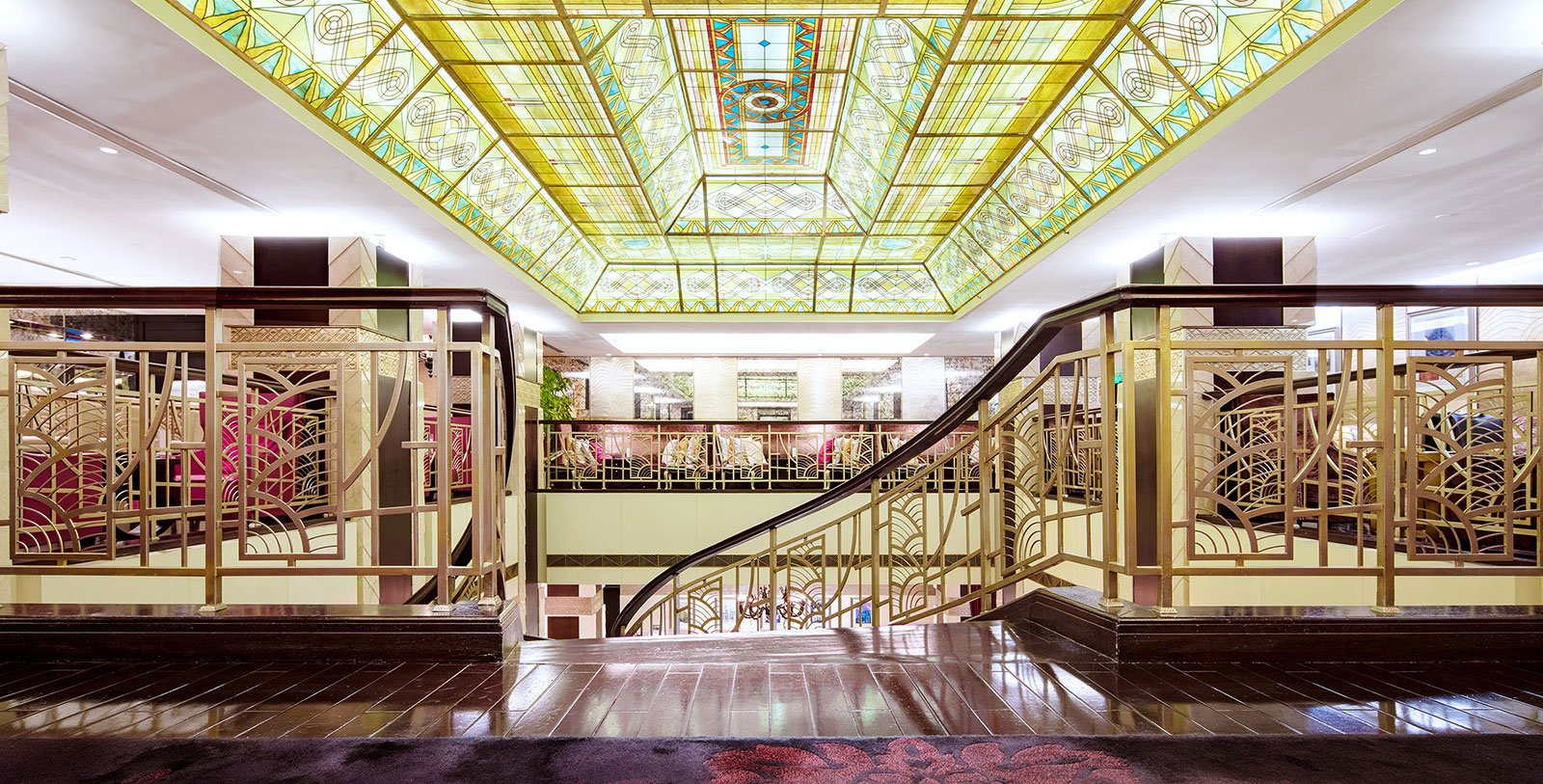 The Langham Yangtze Boutique Hotel — vibe