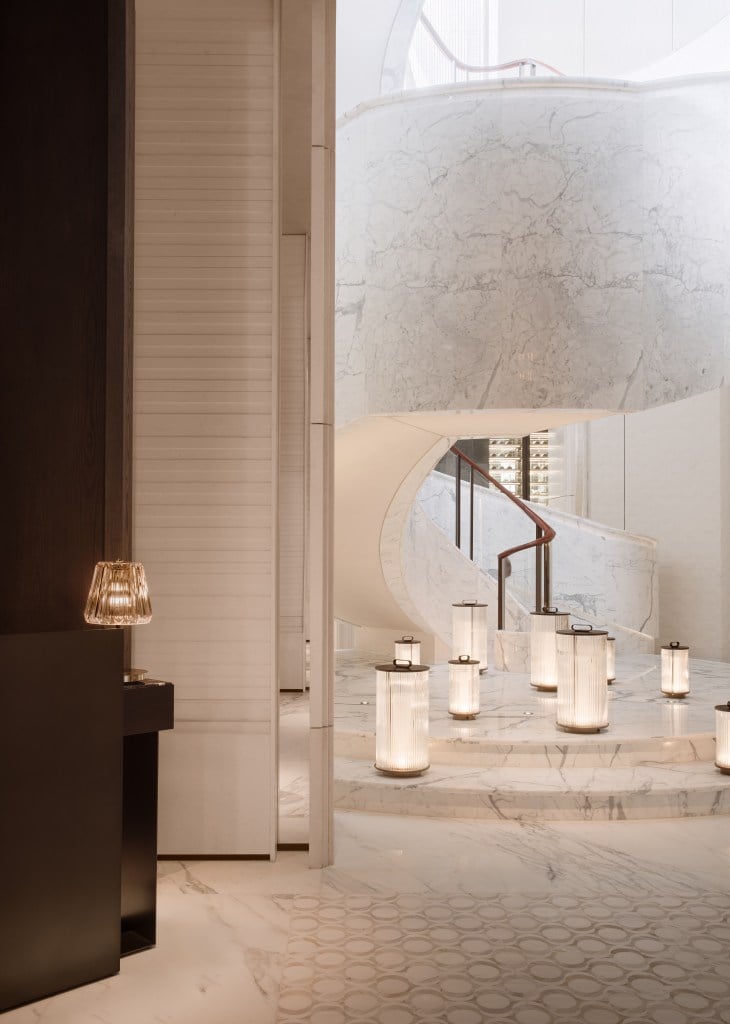 Waldorf Astoria Shanghai Qiantan — vibe