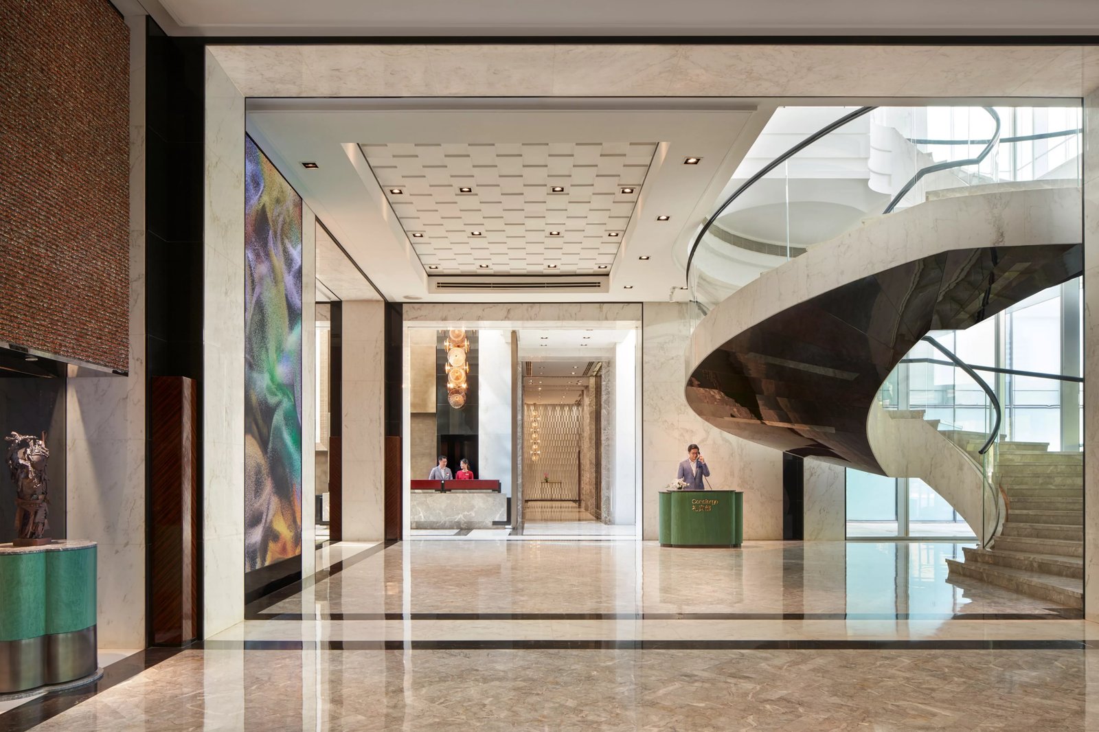 Regent Shanghai Pudong — vibe