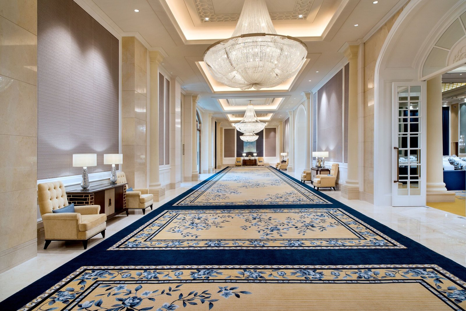 Sofitel Shanghai Hongqiao — vibe