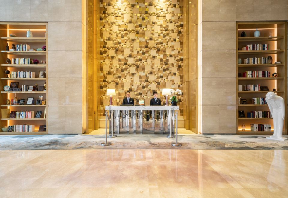 THE ONE Shanghai Downtown, Vignette Collection by IHG — vibe