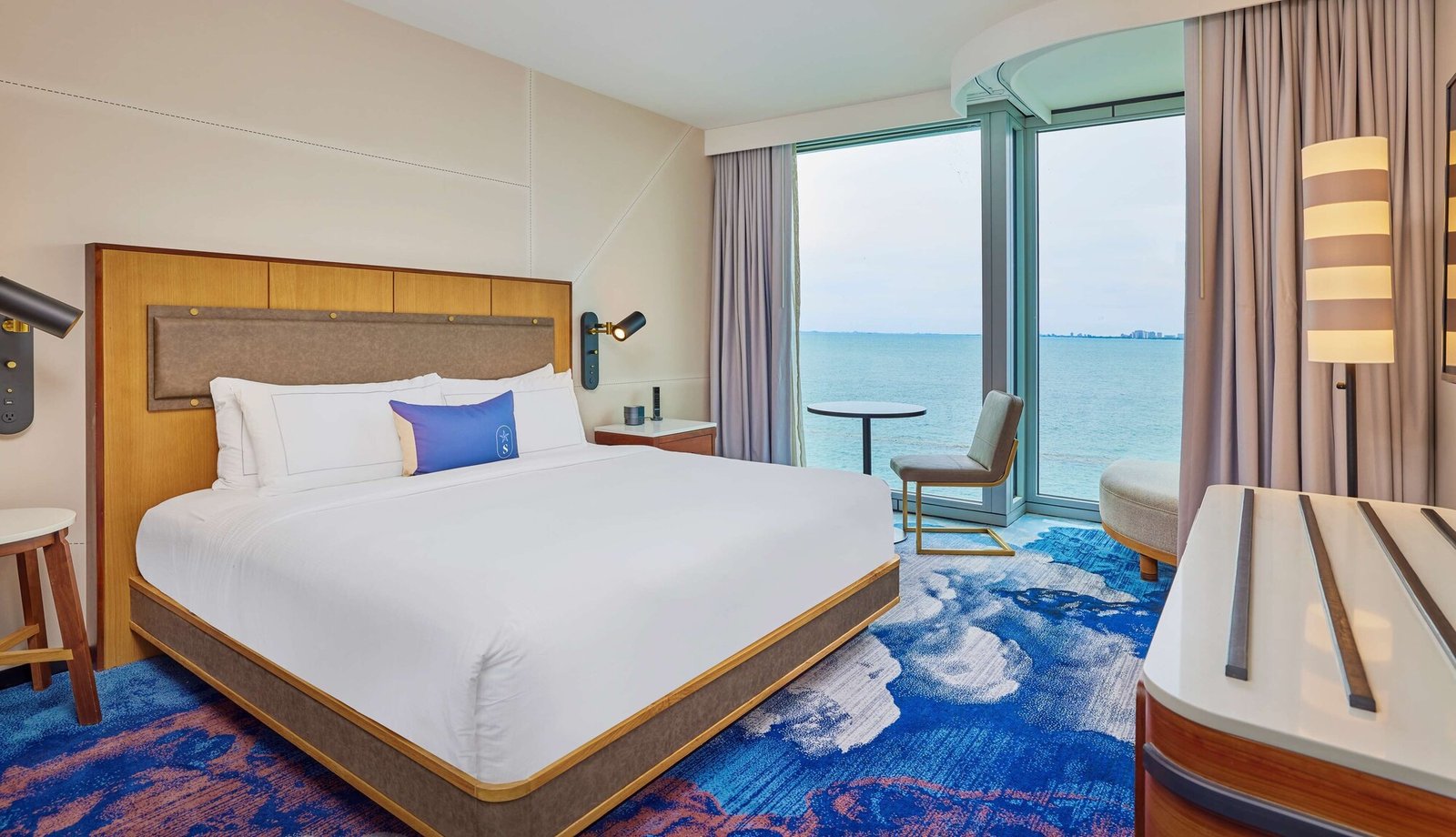 Sable at Navy Pier Chicago, Curio Collection by Hilton — rooms