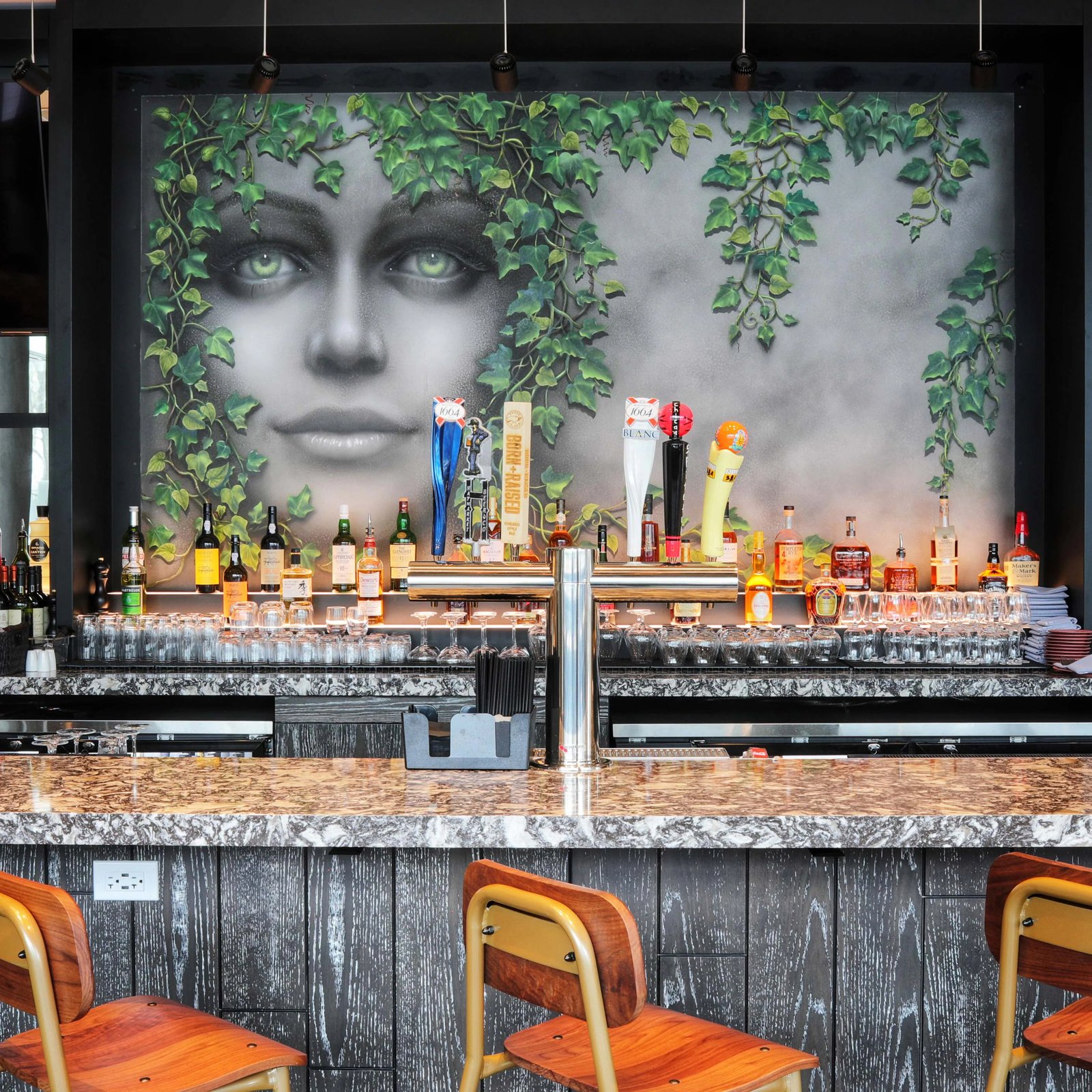 Le Méridien Essex Chicago — eat & drink
