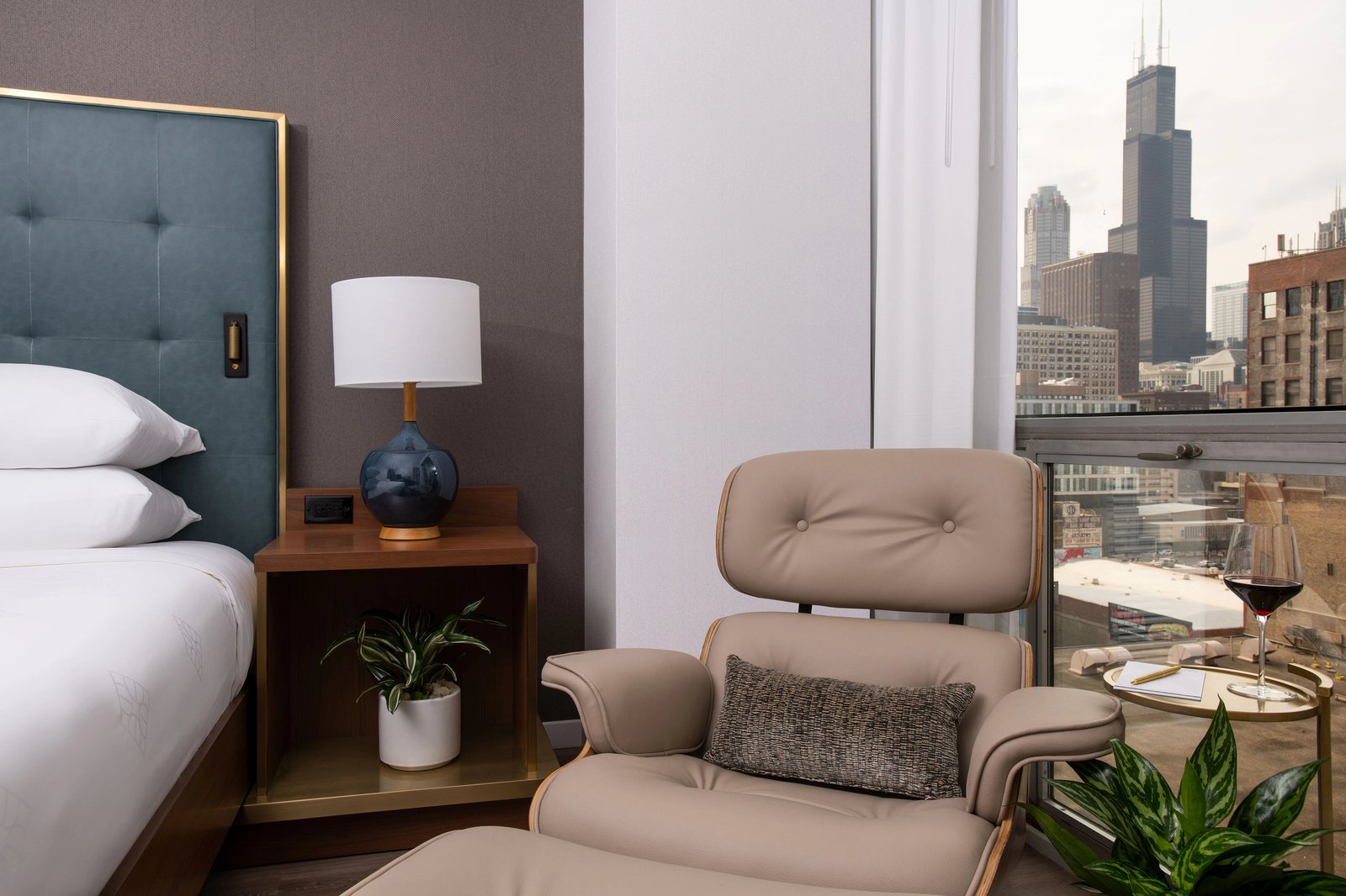 Le Méridien Essex Chicago — rooms