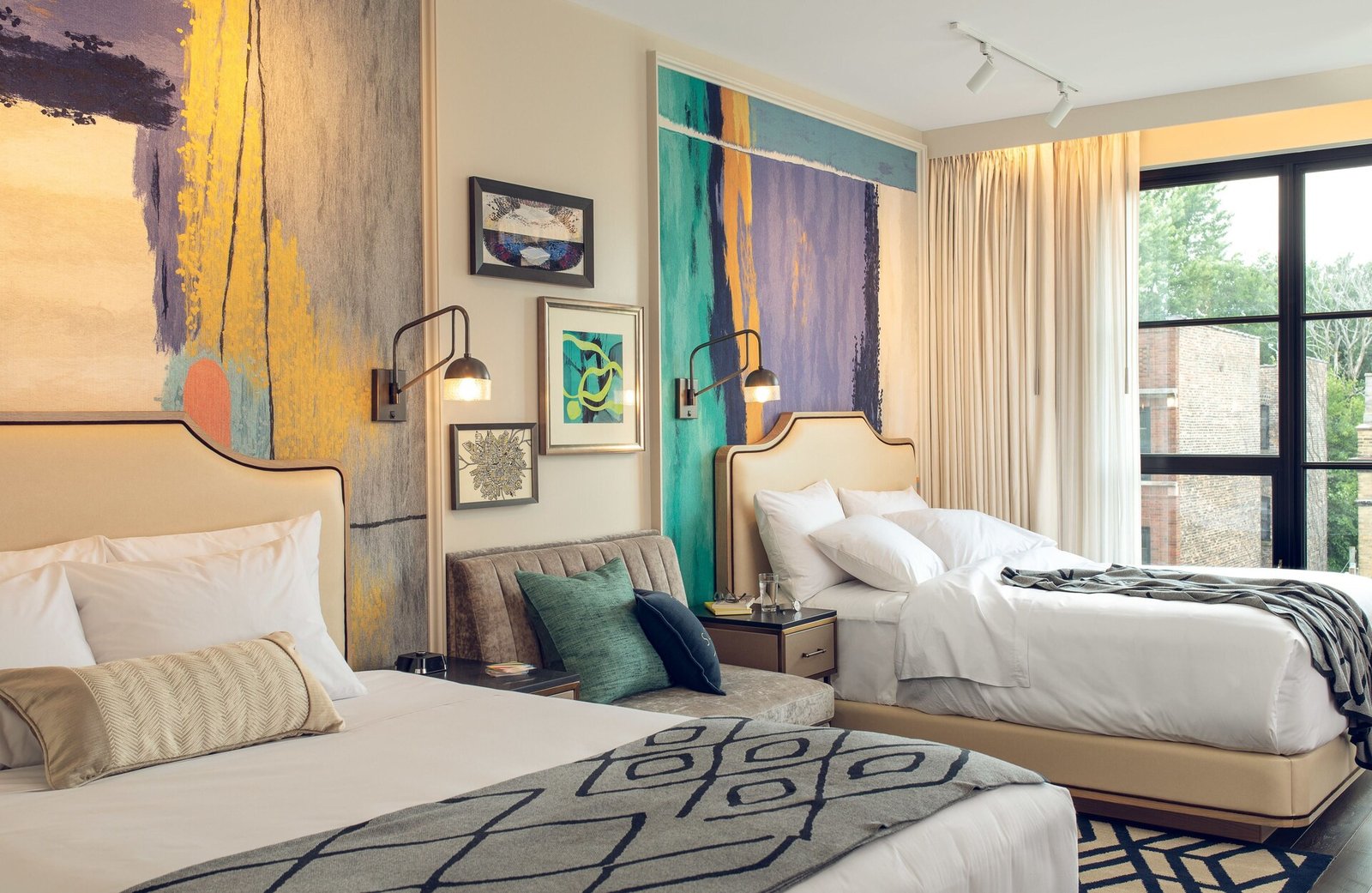 SOPHY Hyde Park — rooms