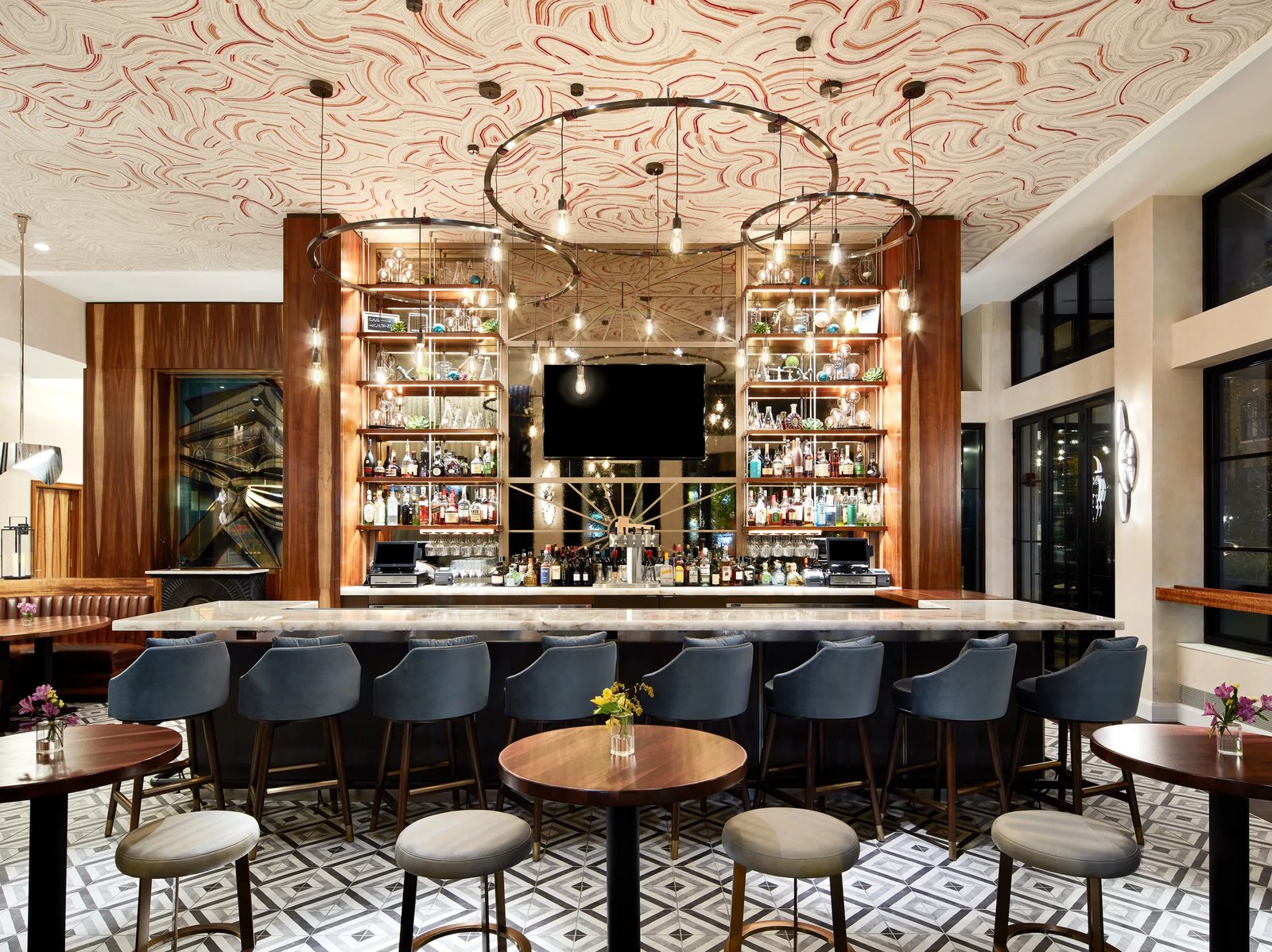 SOPHY Hyde Park — eat & drink