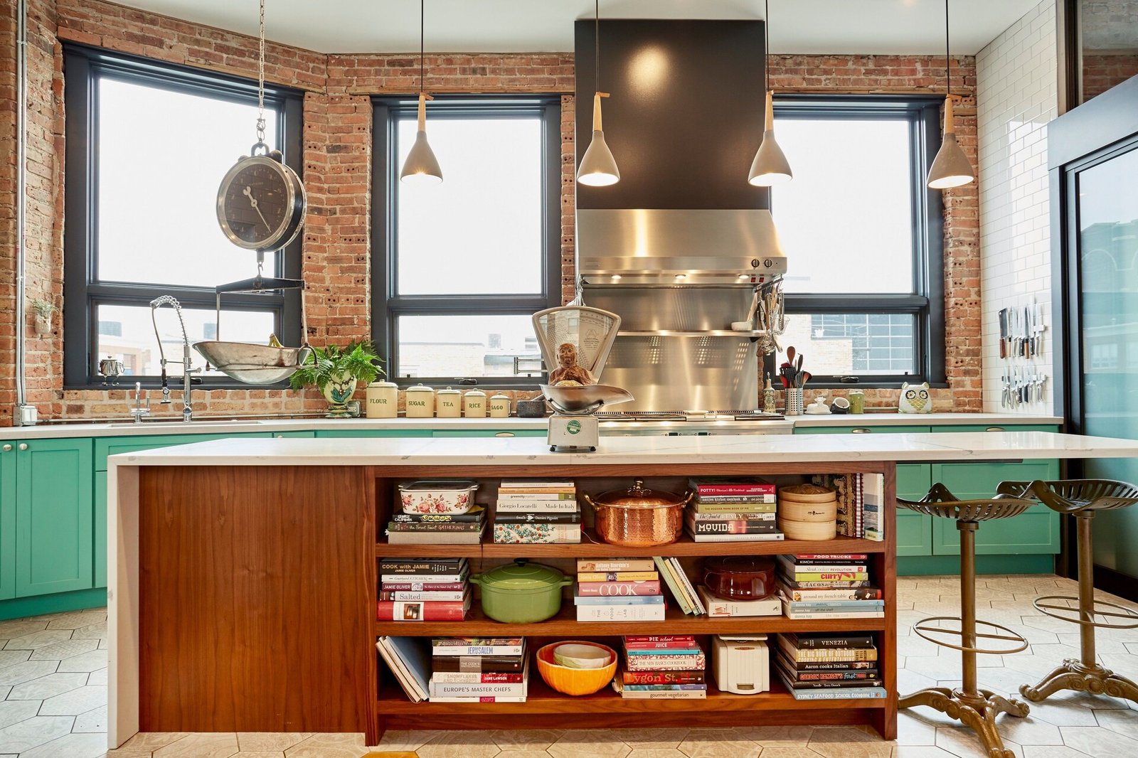 The Publishing House Bed and Breakfast — eat & drink