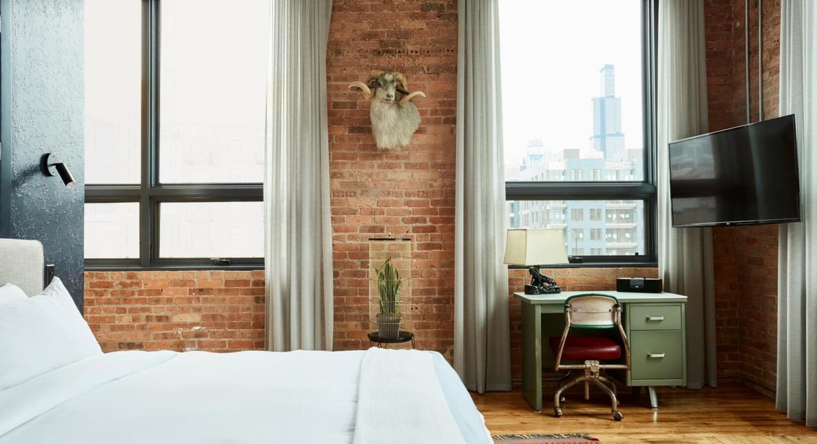 The Publishing House Bed and Breakfast — rooms