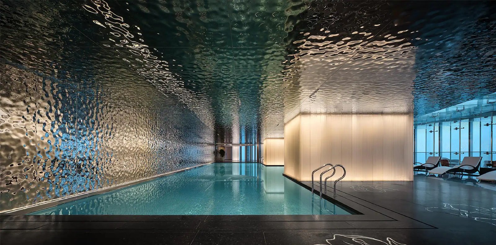 J Hotel Shanghai Tower — wellness
