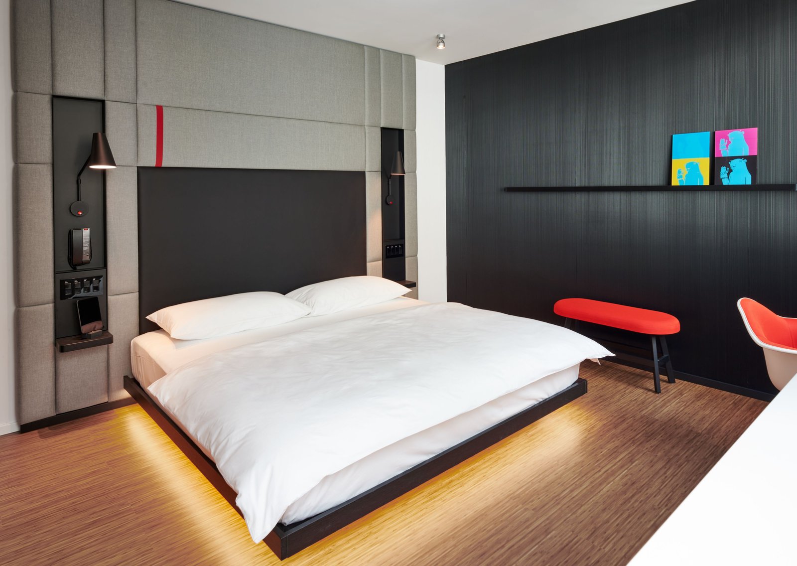 citizenM Chicago Downtown — rooms