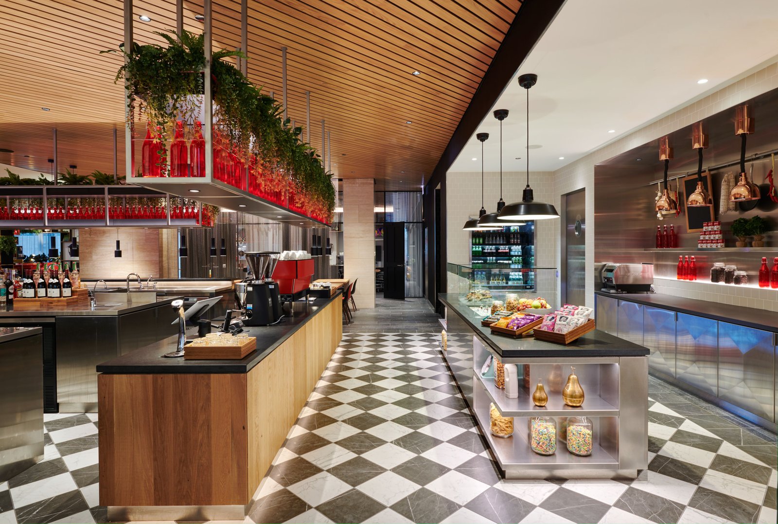 citizenM Chicago Downtown — eat & drink