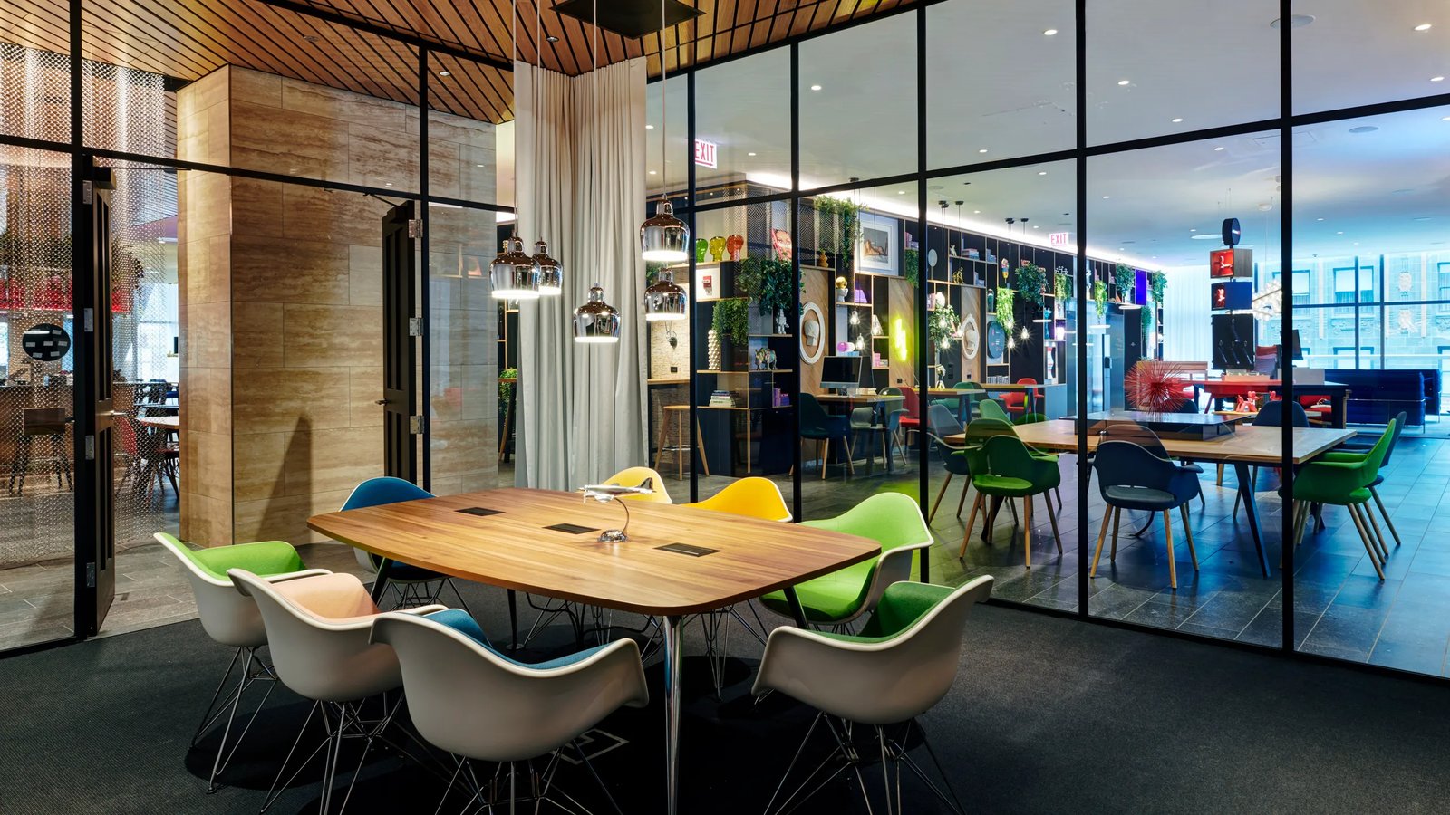 citizenM Chicago Downtown — eat & drink