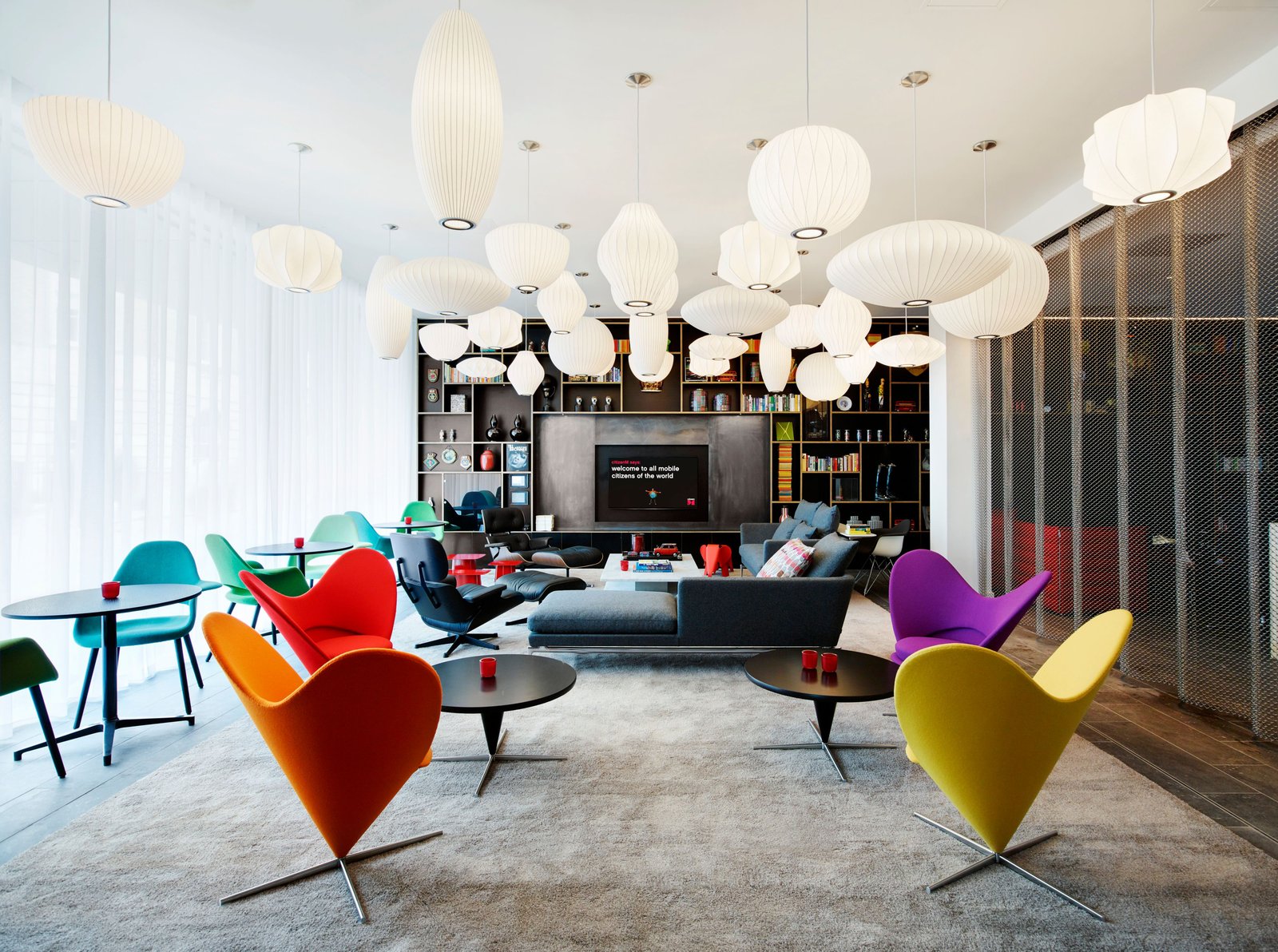 citizenM Chicago Downtown — eat & drink
