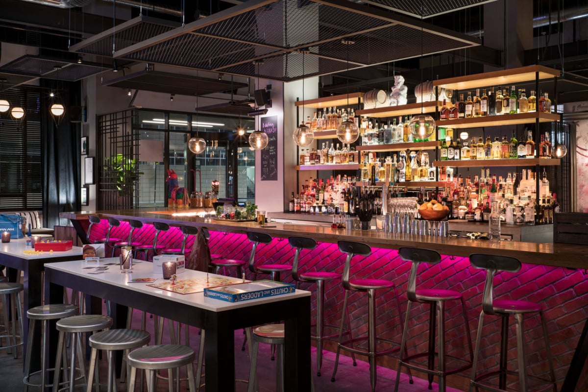 Moxy Chicago Downtown — eat & drink