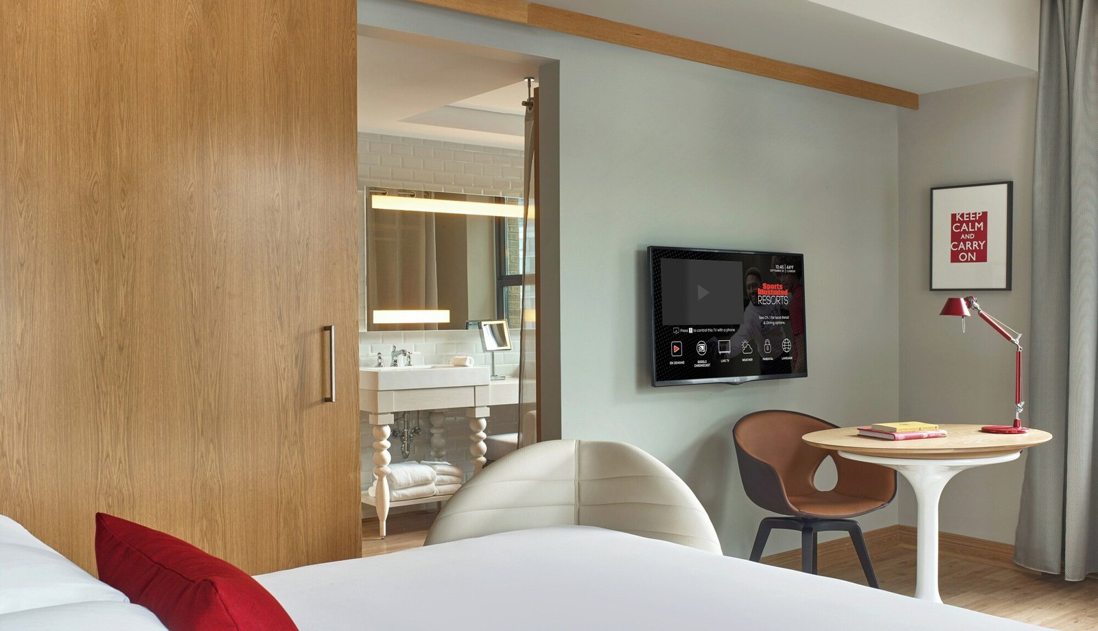 Sports Illustrated Resorts Chicago — rooms
