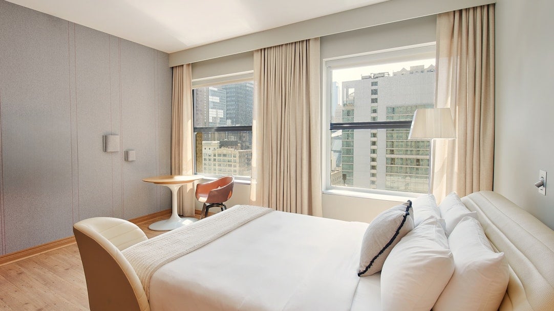 Sports Illustrated Resorts Chicago — rooms