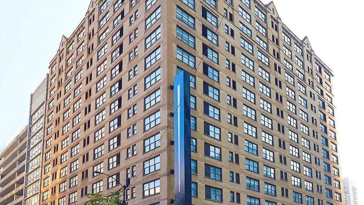 Hotel 55 Chicago Downtown — backstory