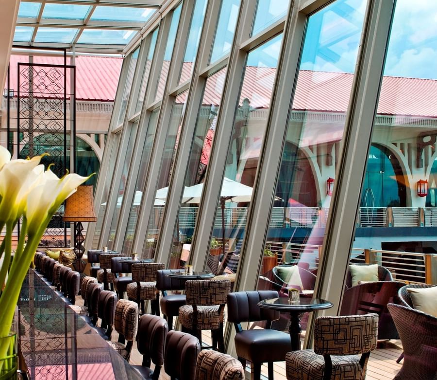 The Fullerton Bay Hotel, at the table