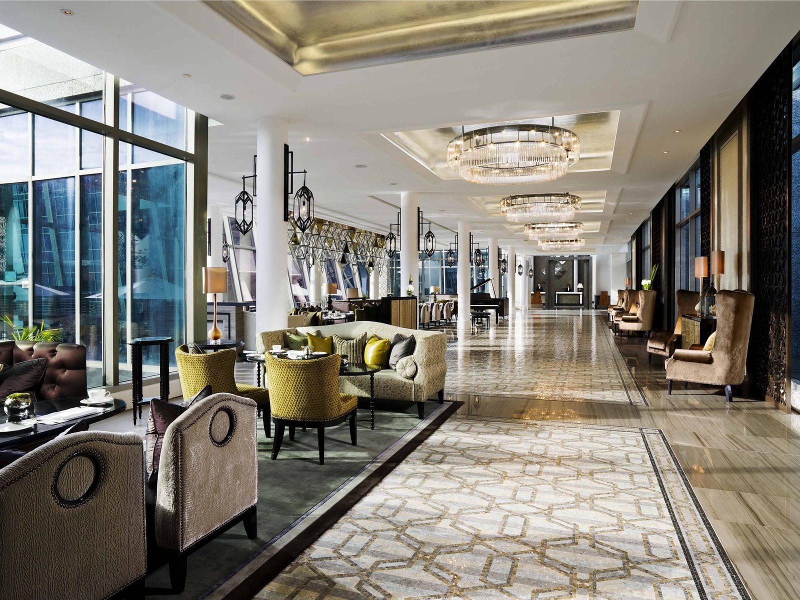 The Fullerton Bay Hotel — vibe