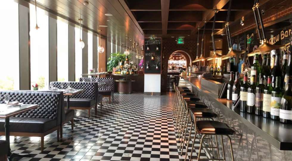 Jing An Shangri-La, the 1515 west chophouse & bar