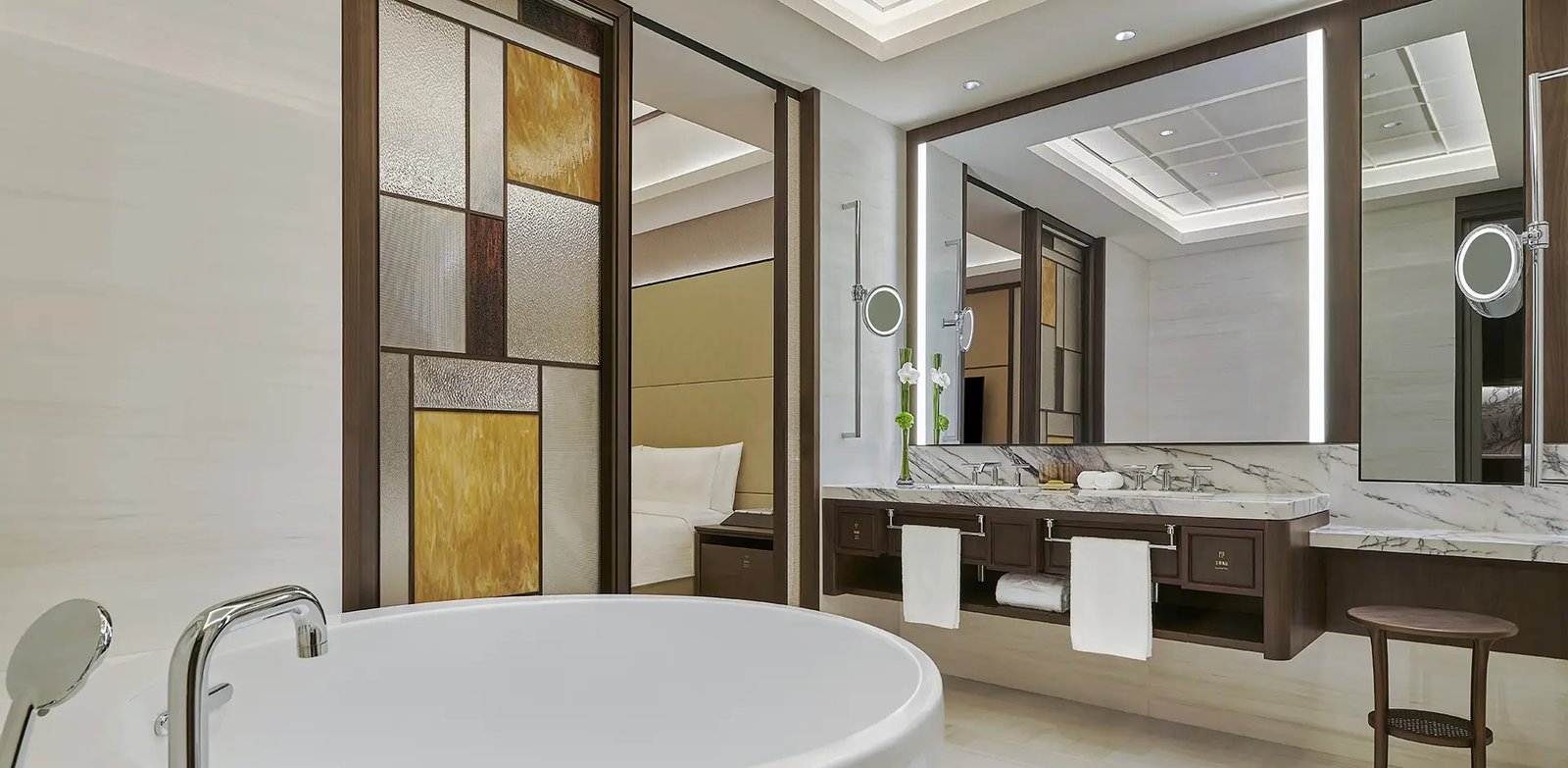 Shangri-La Qiantan, Shanghai — rooms