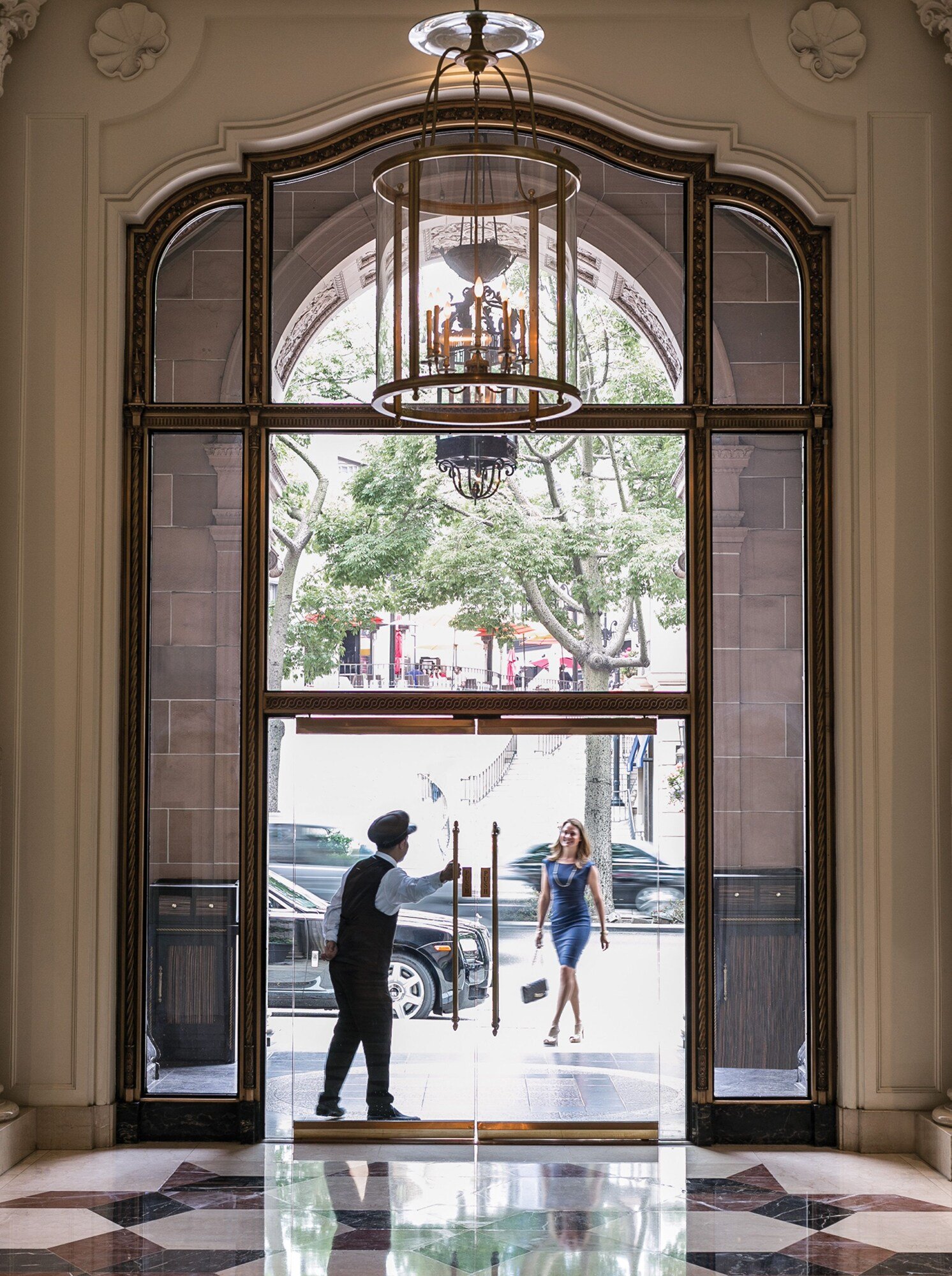 Beverly Wilshire, Beverly Hills, A Four Seasons Hotel — vibe