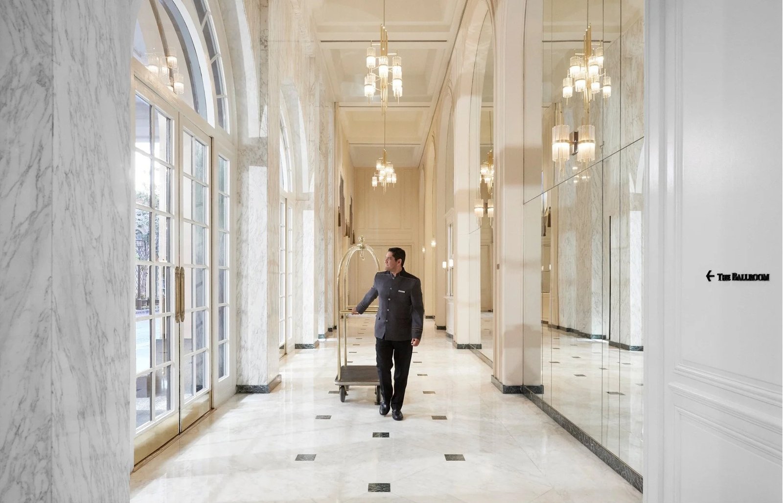 Beverly Wilshire, Beverly Hills, A Four Seasons Hotel — vibe