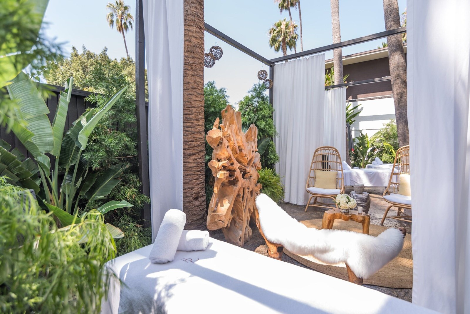 The Hollywood Roosevelt — vibe