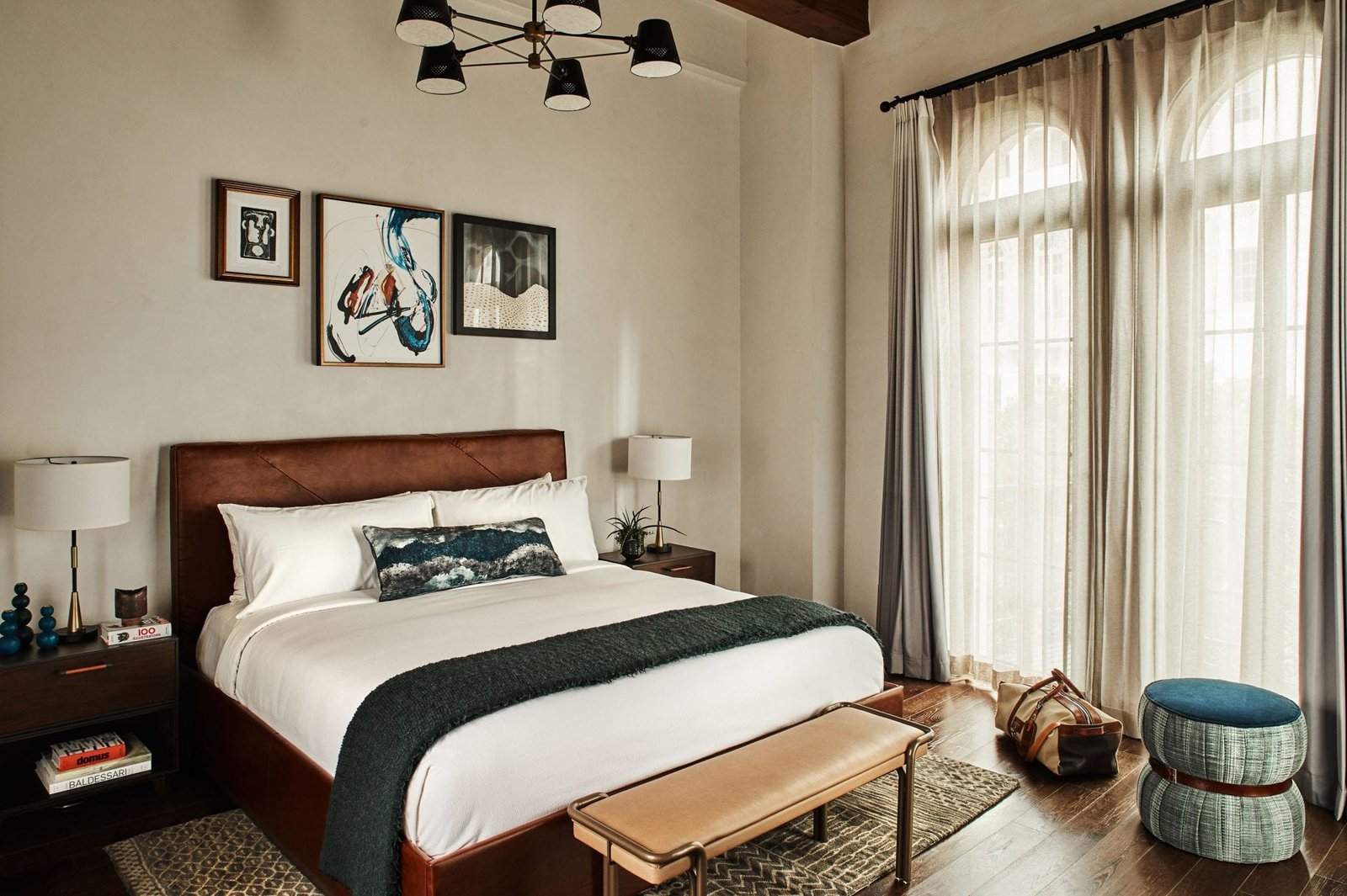 Hotel Figueroa — rooms