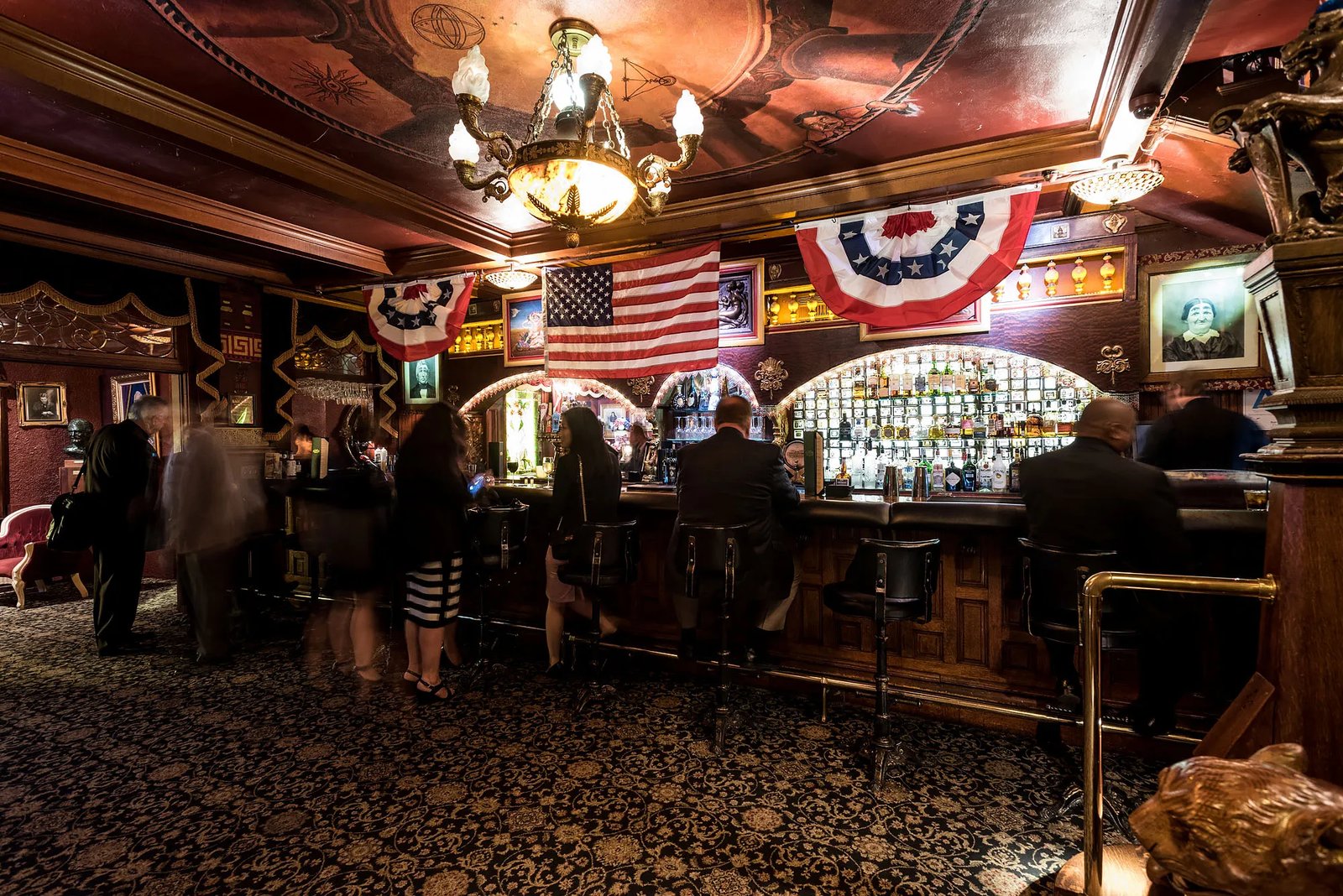 Magic Castle Hotel — eat & drink