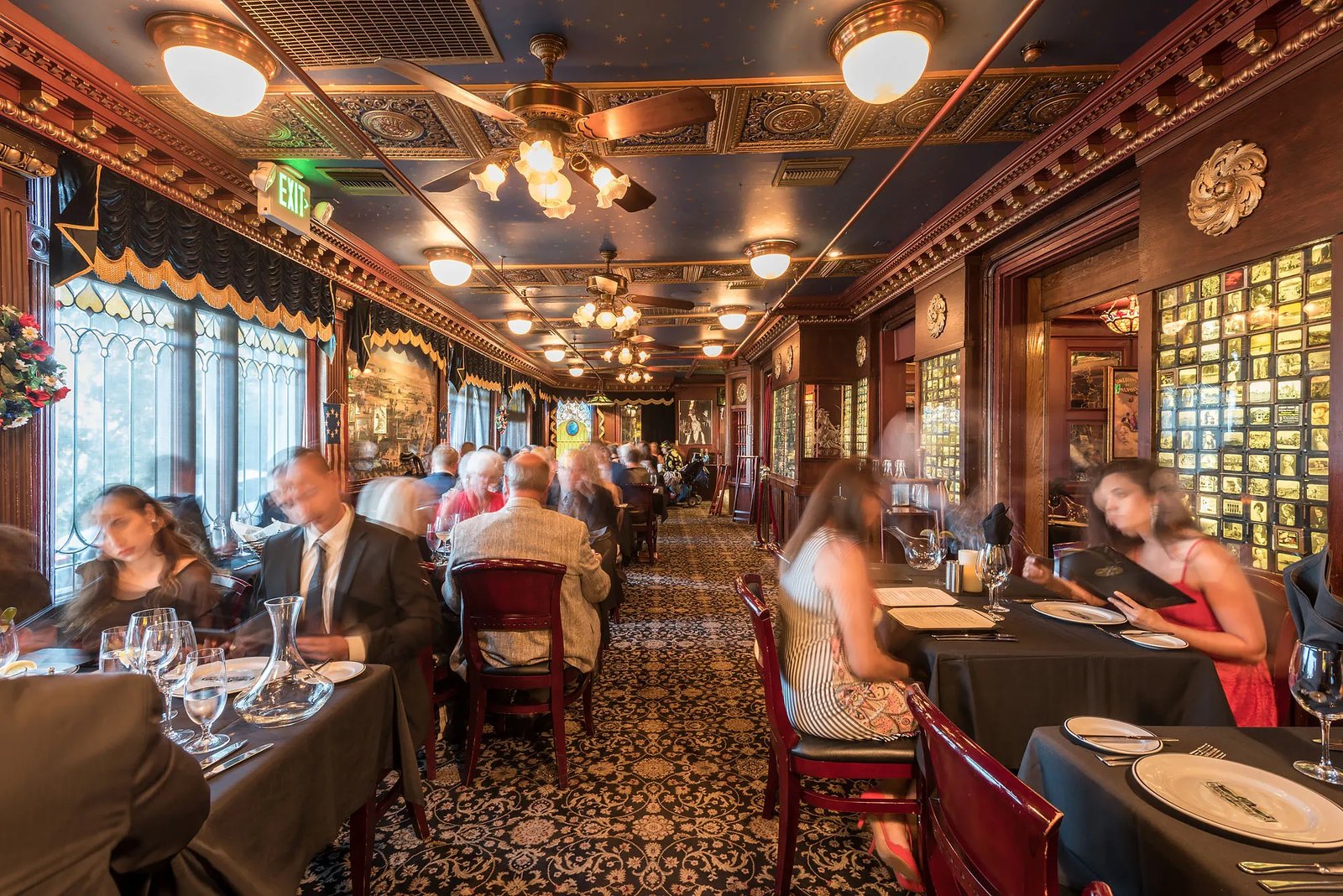 Magic Castle Hotel — eat & drink
