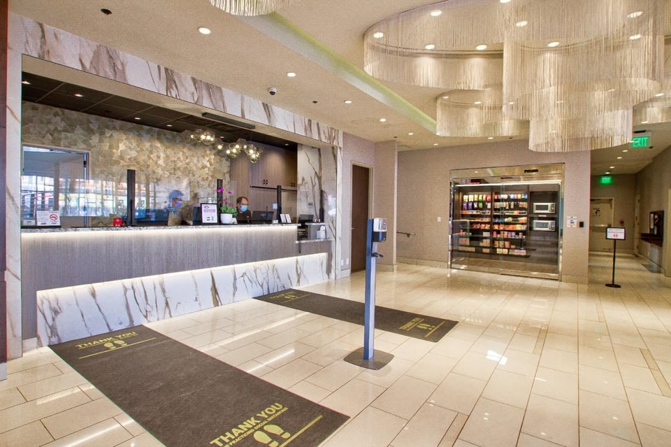 Miyako Hotel Los Angeles — vibe
