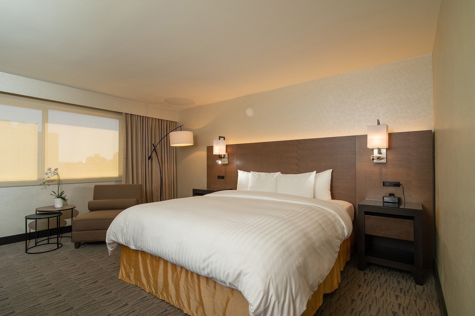 Miyako Hotel Los Angeles — rooms