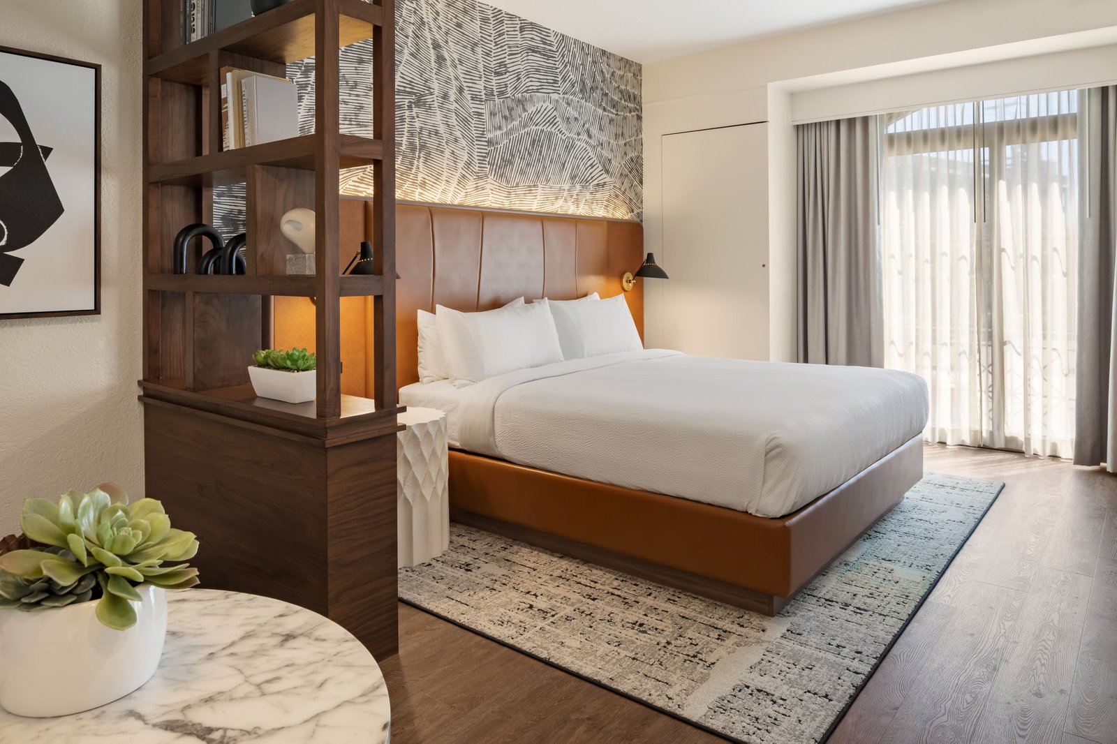 Burton House, Beverly Hills, A Tribute Portfolio Hotel — rooms