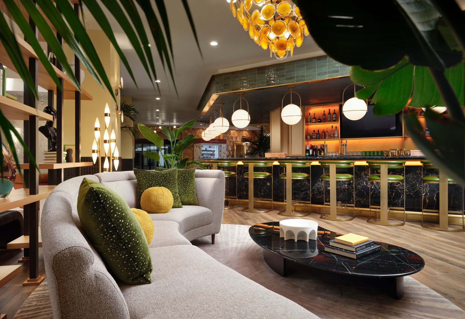 Burton House, Beverly Hills, A Tribute Portfolio Hotel, emerald lounge