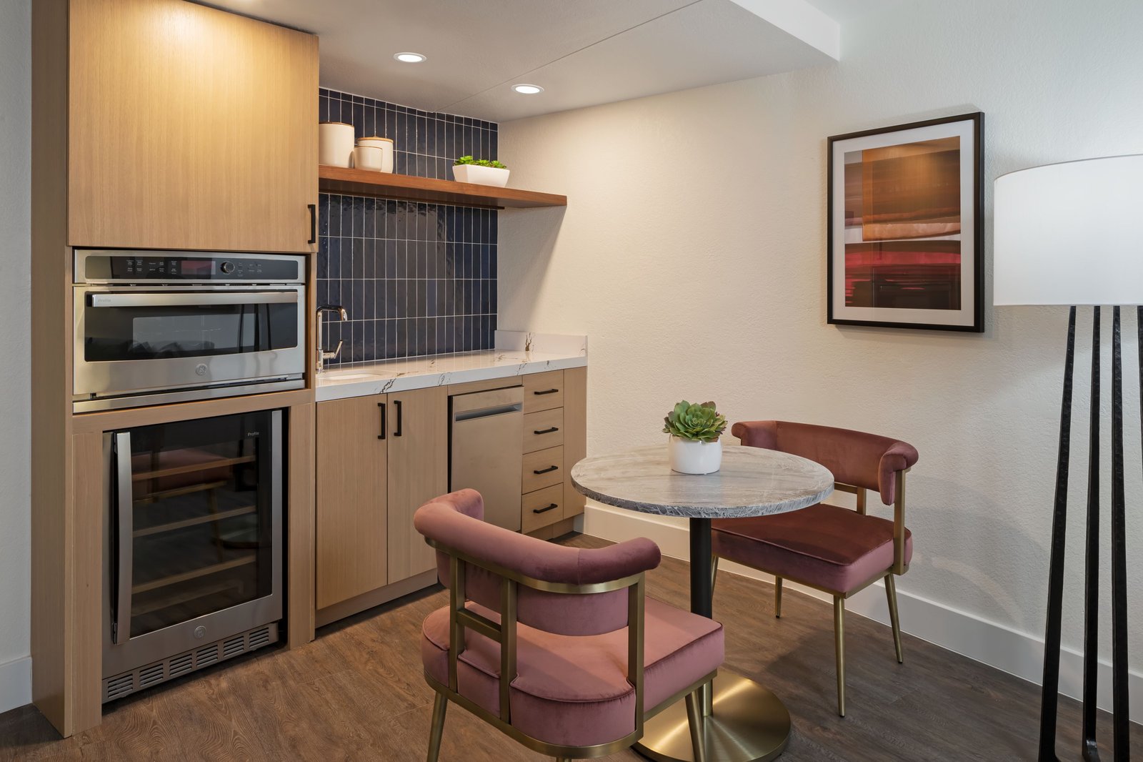 Burton House, Beverly Hills, A Tribute Portfolio Hotel — rooms