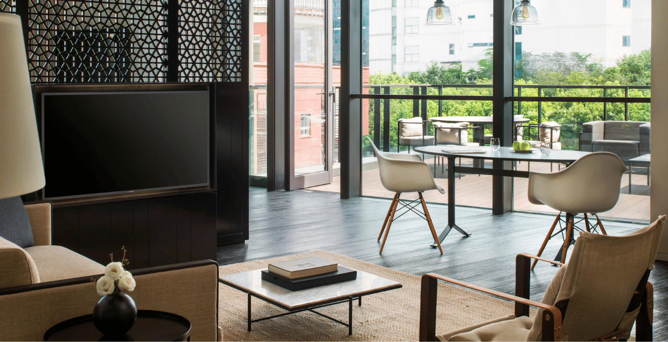 Upper House Shanghai — eat & drink
